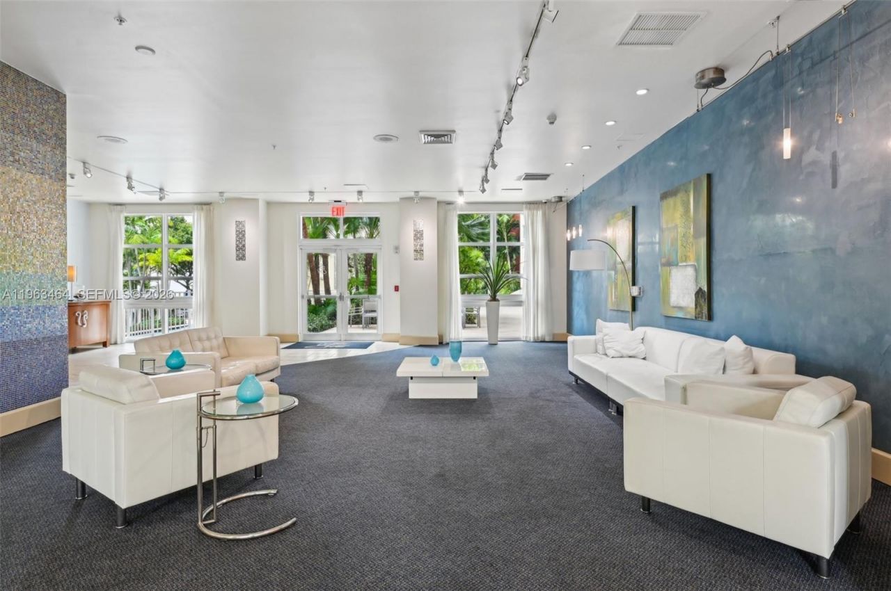 2000 N Bayshore Dr , Unit 304, Miami, FL 33137 Photo