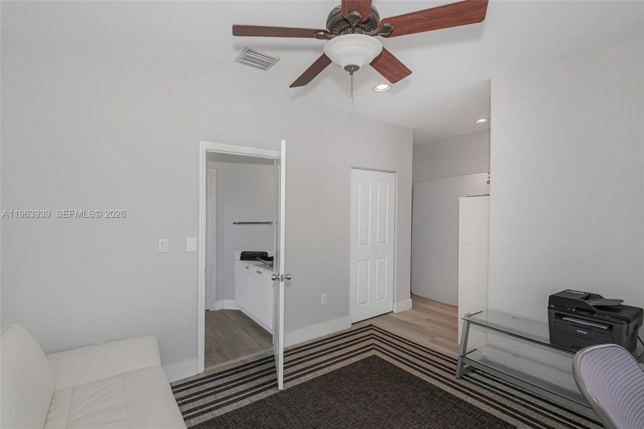 14900 SW 10th St, Miami, FL 33194 Photo