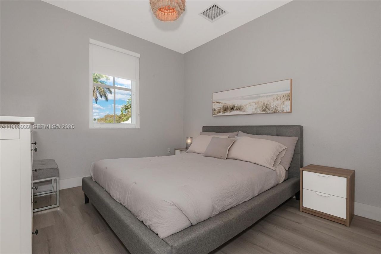 14900 SW 10th St, Miami, FL 33194 Photo