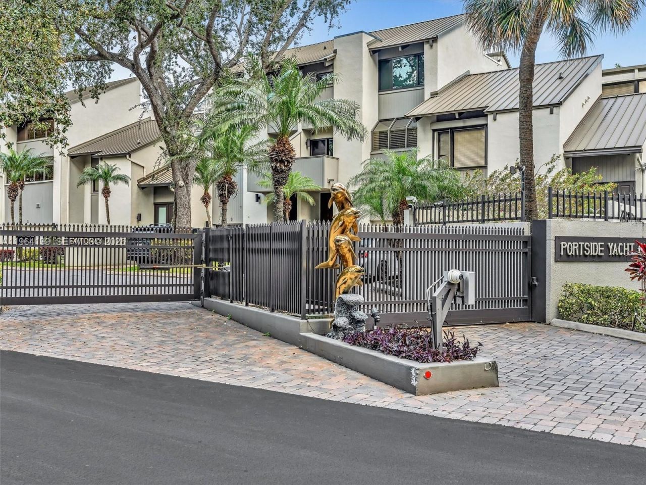 15 Port Side Dr, Unit 15C, Fort Lauderdale, FL 33316 Photo