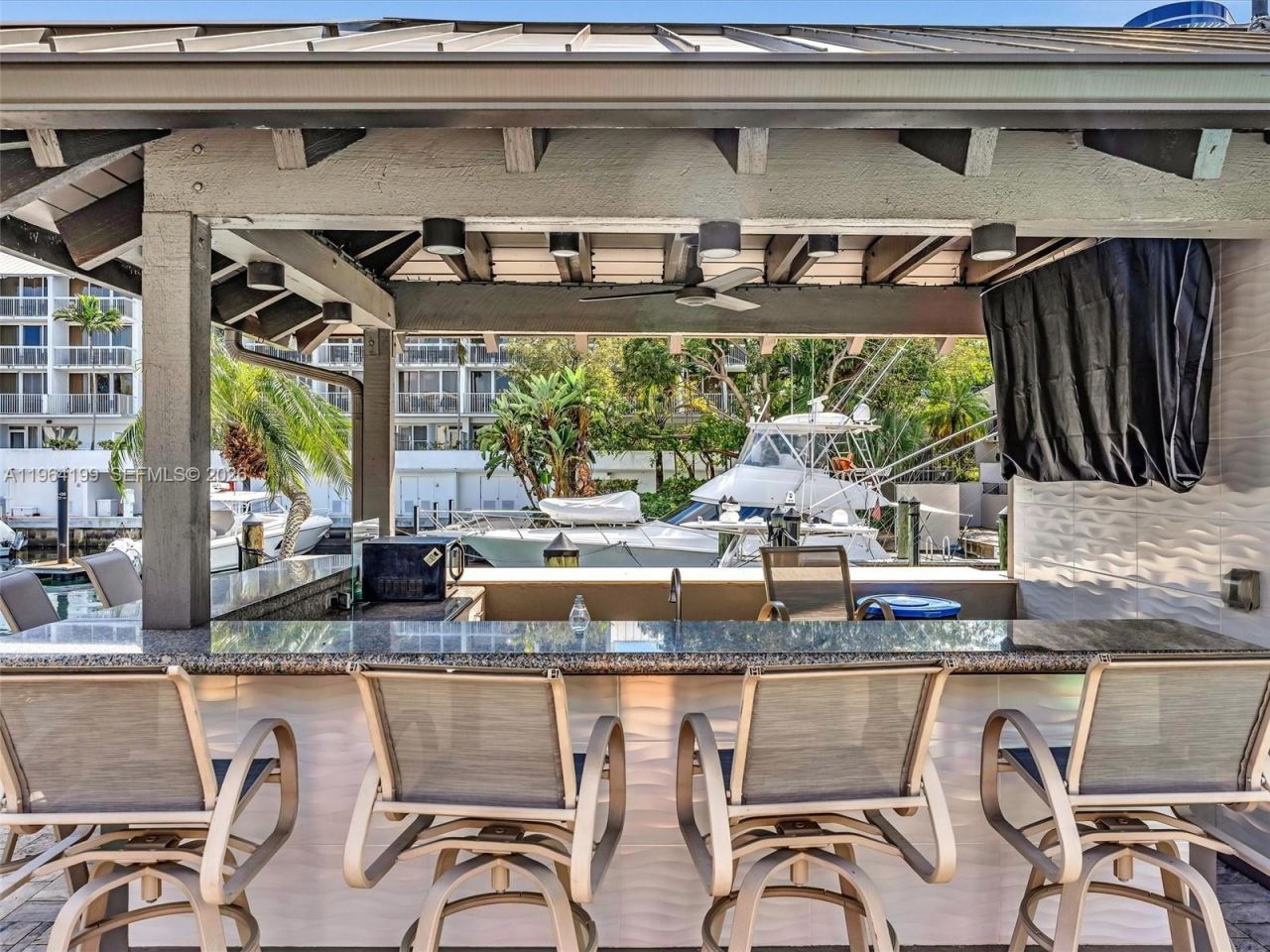 15 Port Side Dr, Unit 15C, Fort Lauderdale, FL 33316 Photo