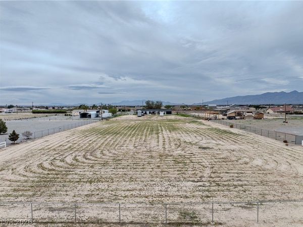 3251 Cactus Street , Pahrump, NV 89048