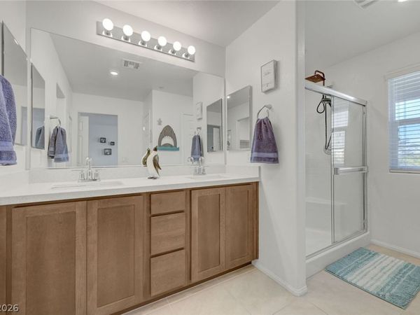 909 Kyanite Lane, Henderson, NV 89011