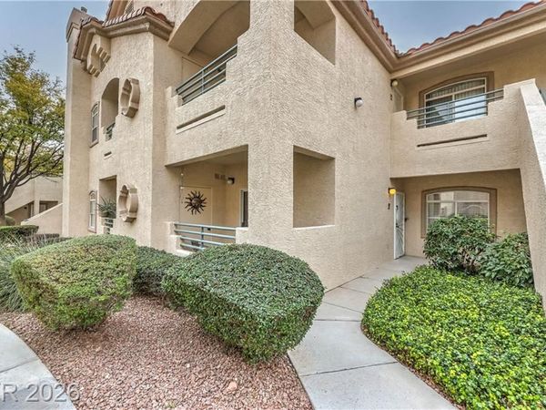 5415 W Harmon Avenue, Unit 1083, Las Vegas, NV 89103