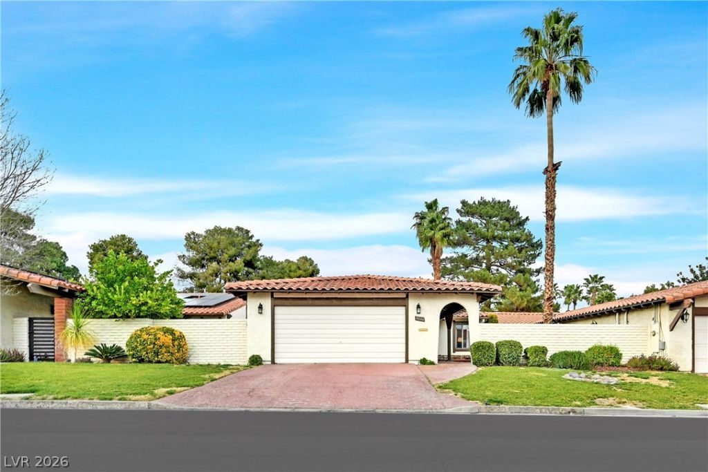 3020 Calle De Laredo, Las Vegas, NV 89102 Main Photo