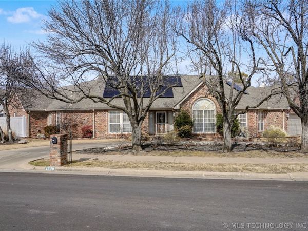 1300 E Boise Street, Broken Arrow, OK 74012