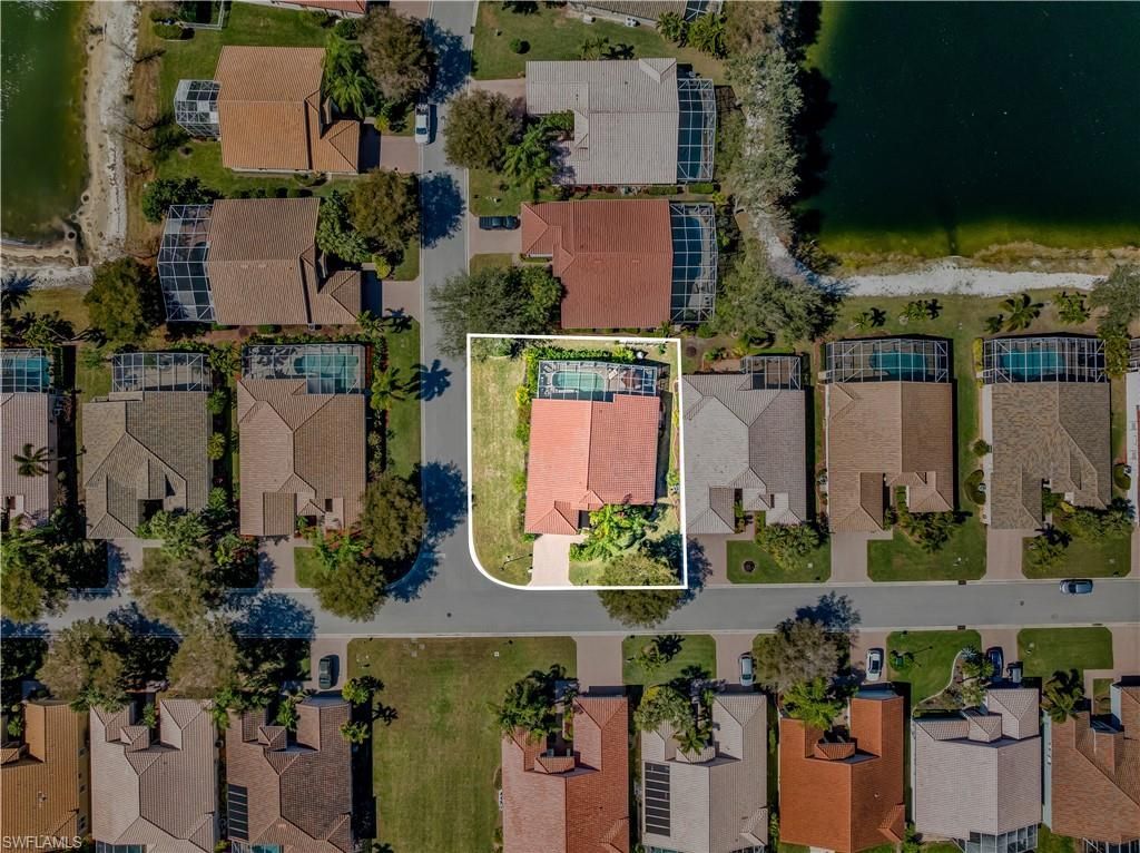 20515 Foxworth Cir, Estero, FL 33928 Photo