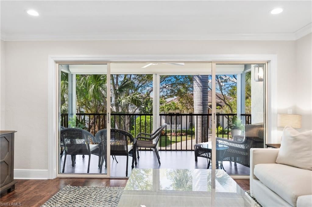 1063 8th St S, Unit 202, Naples, FL 34102 Photo