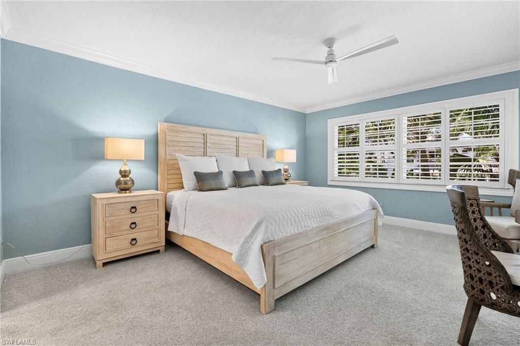 1063 8th St S, Unit 202, Naples, FL 34102 Photo