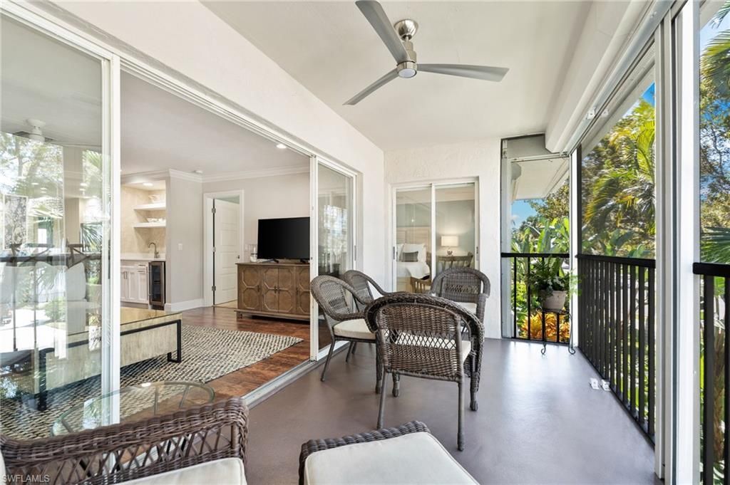 1063 8th St S, Unit 202, Naples, FL 34102 Photo