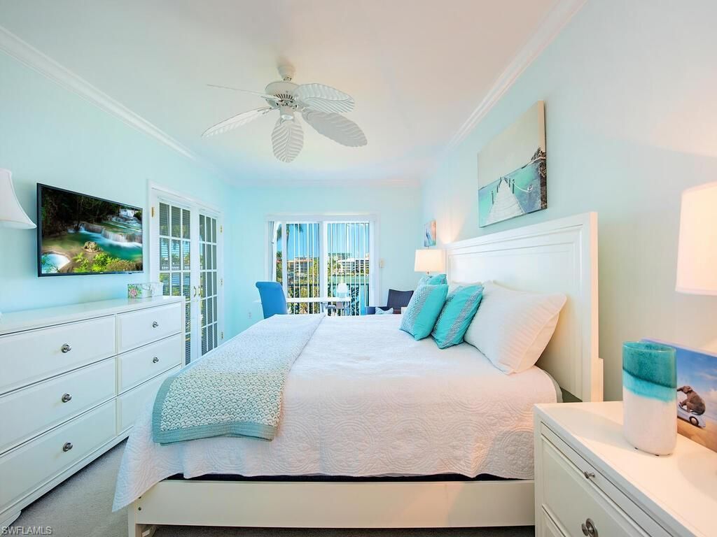 383 Harbour Dr, Unit 308, Naples, FL 34103 Photo