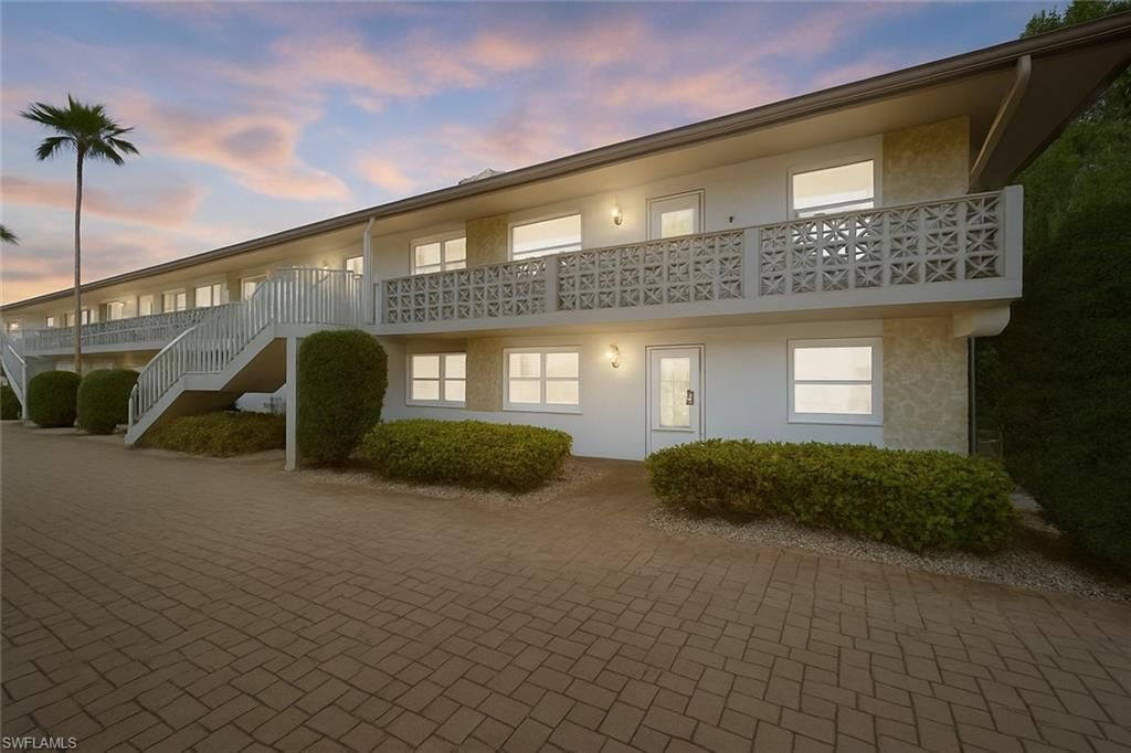 1686 Blue Point Ave , Unit B5, Naples, FL 34102 Photo