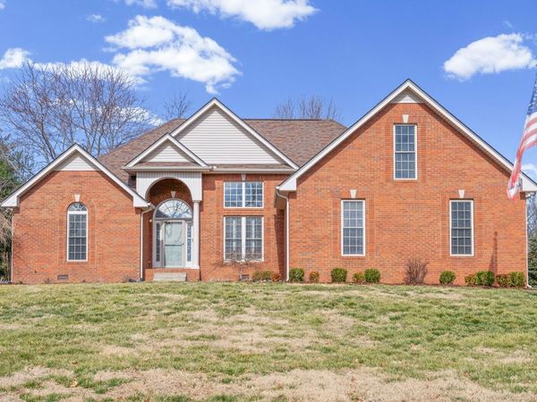 1025 Filmore Harris Rd, Pleasant View, TN 37146