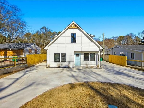 4516 Peachtree Street, Atlanta, GA 30360