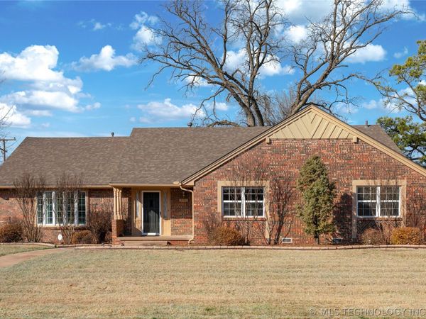 3707 E 47th Place, Tulsa, OK 74135