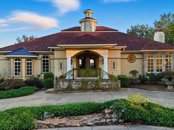 6601 Rivermist Pt, North Little Rock, AR 72118