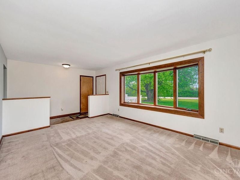 712 Taylor School Road, Wayne Twp, OH 45013 Photo 6
