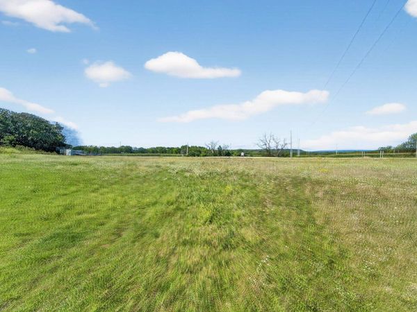 W7896 Loveland Road, Poynette, WI 53955