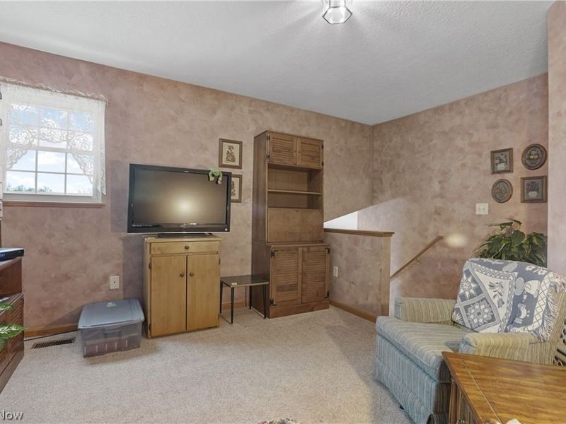 2837 Stratford Circle, Akron, OH 44312 Photo 35