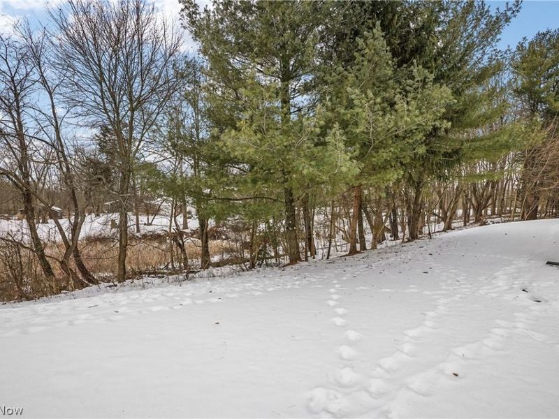 2837 Stratford Circle, Akron, OH 44312 Photo 45