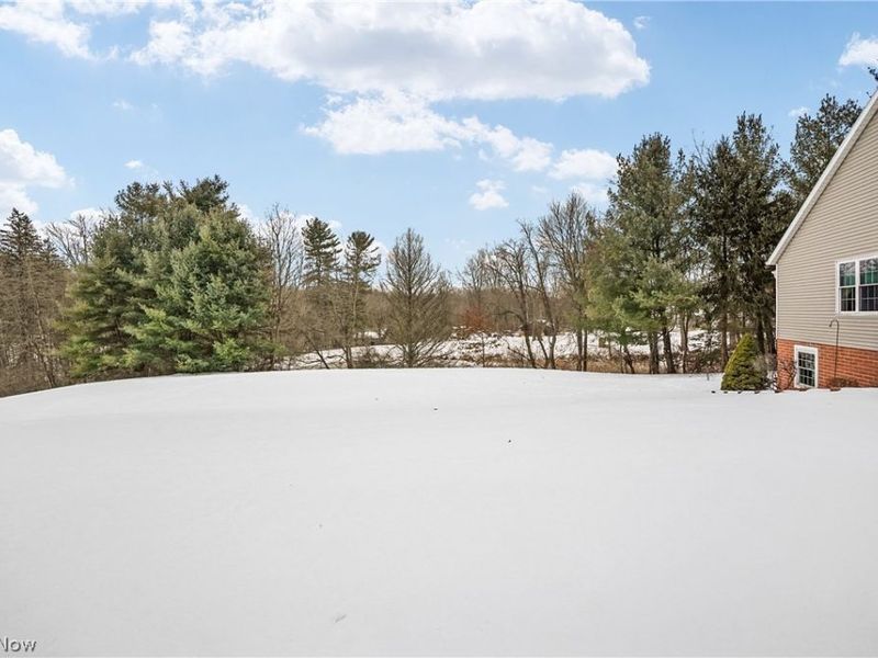 2837 Stratford Circle, Akron, OH 44312 Photo 46