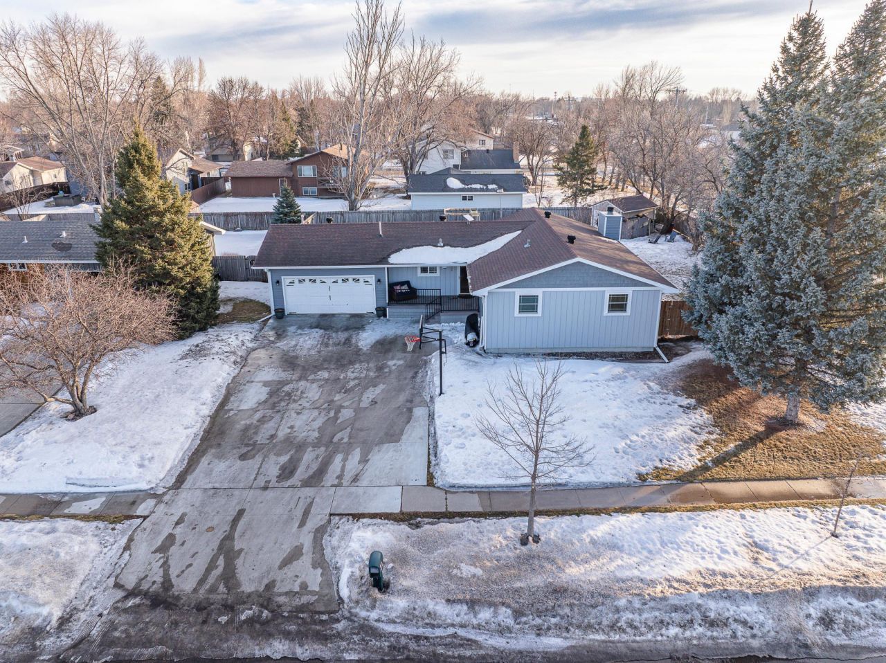 2408 16th Avenue S, Fargo, ND 58103 Main Photo