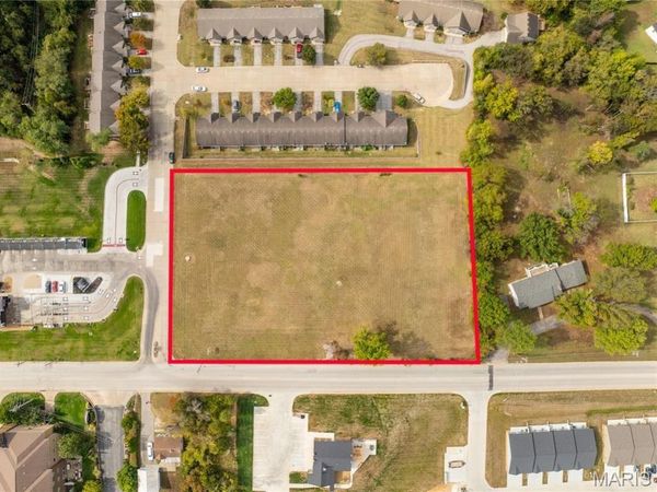 2550 E 5th Street, Washington, MO 63084