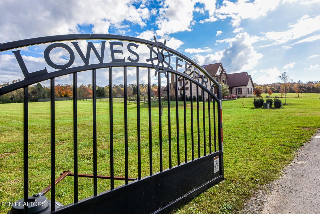 3627 Promontory Point, Louisville, TN 37777 Main Photo