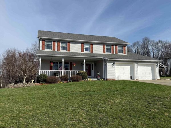 280 Deerfield Circle, Kingwood, WV 26537