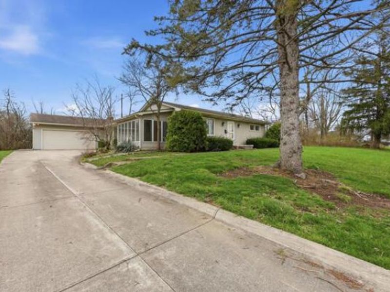 35 Arlington Avenue, London, OH 43140 Photo 1