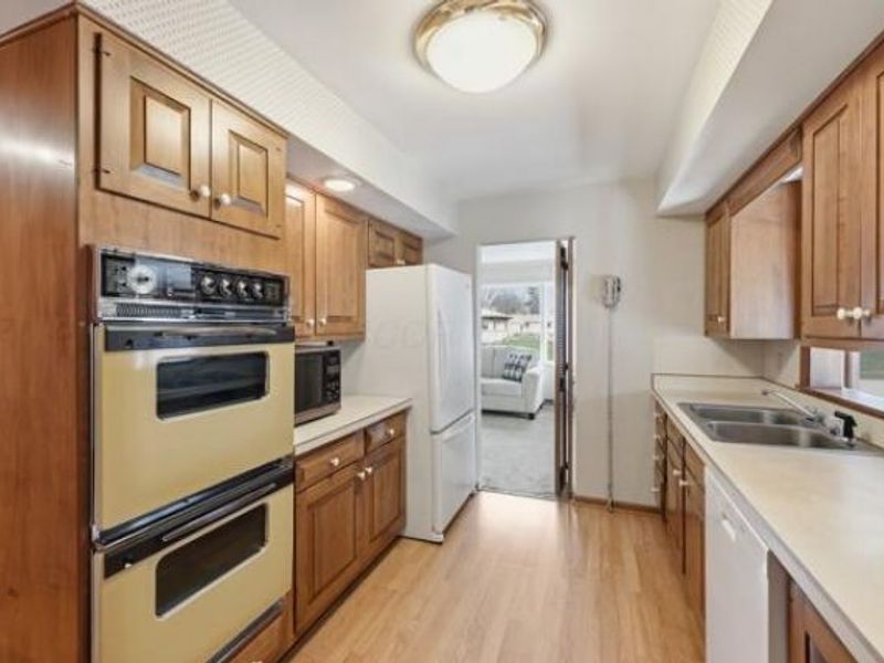 35 Arlington Avenue, London, OH 43140 Photo 12