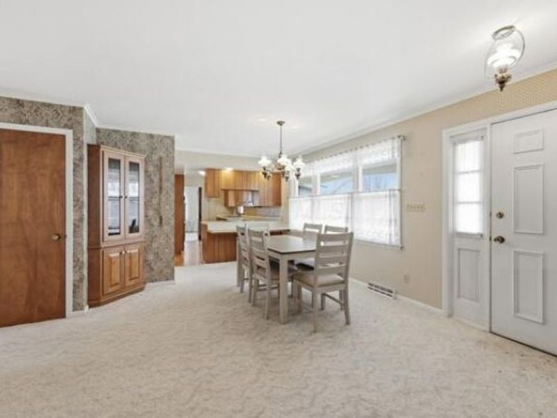 35 Arlington Avenue, London, OH 43140 Photo 9