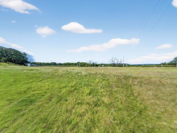 W7896 Loveland Road, Poynette, WI 53955