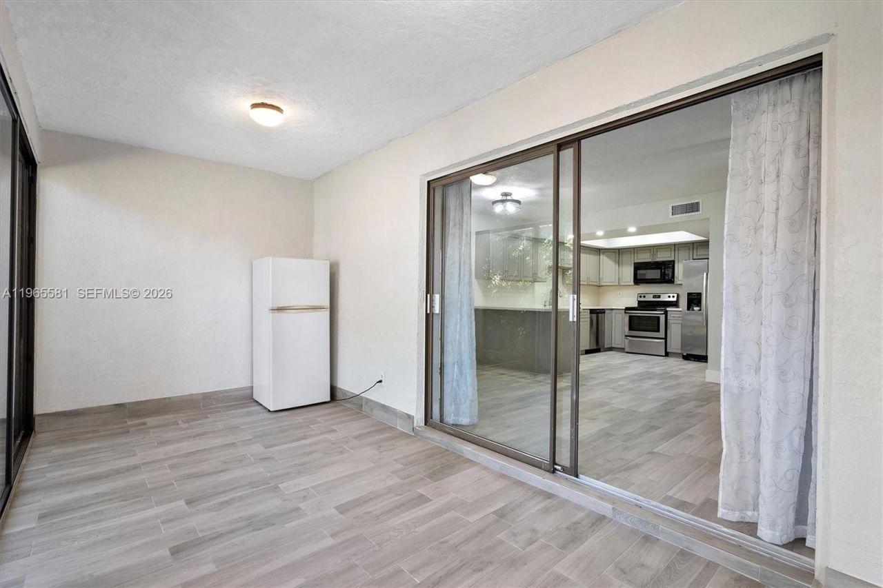 48 Matador Ln, Unit 5-23, Davie, FL 33324 Photo