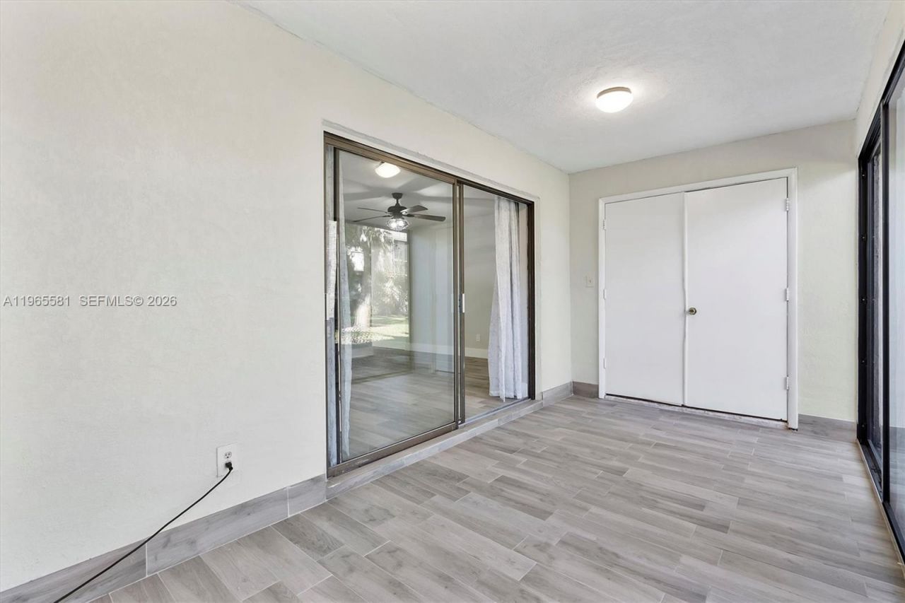 48 Matador Ln, Unit 5-23, Davie, FL 33324 Photo