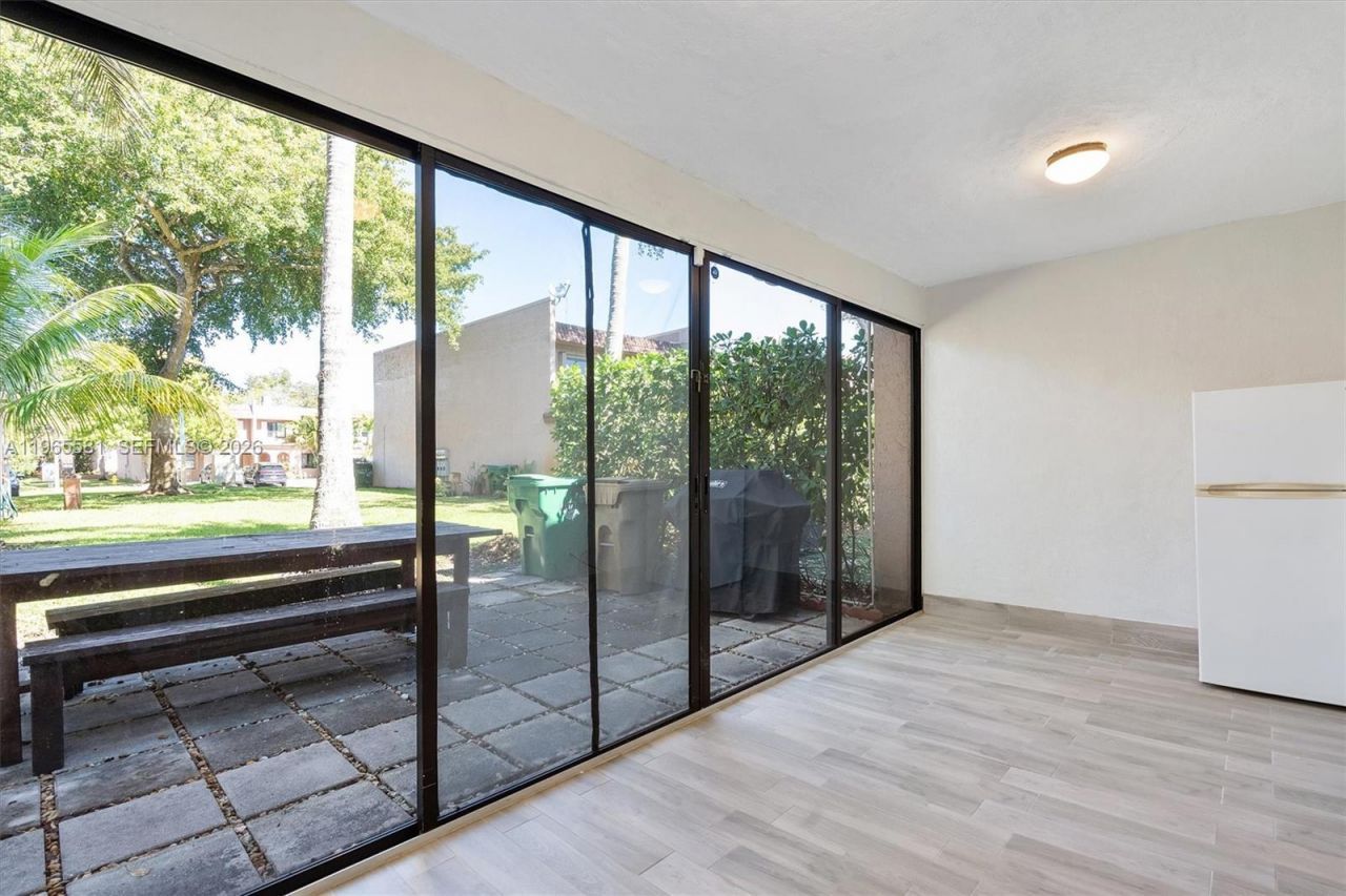 48 Matador Ln, Unit 5-23, Davie, FL 33324 Photo