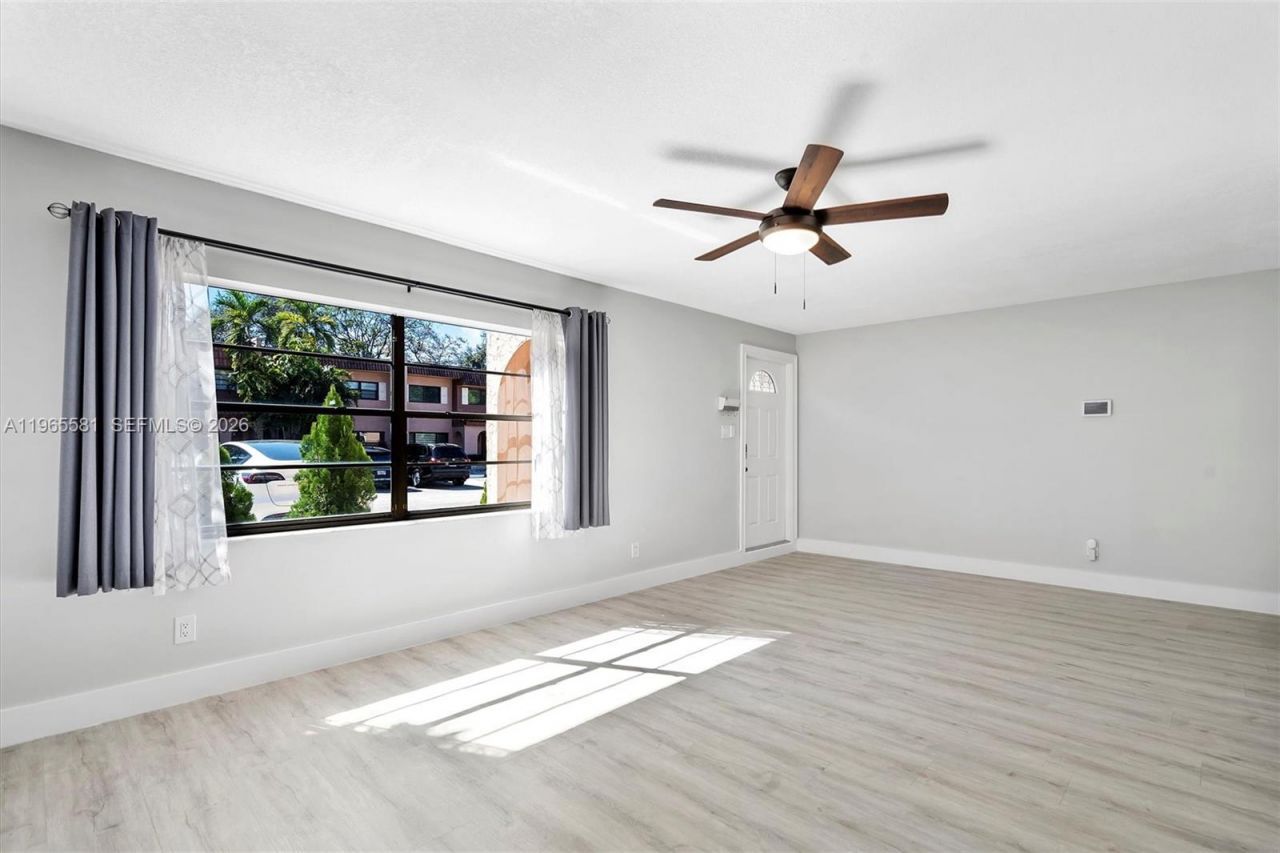 48 Matador Ln, Unit 5-23, Davie, FL 33324 Photo