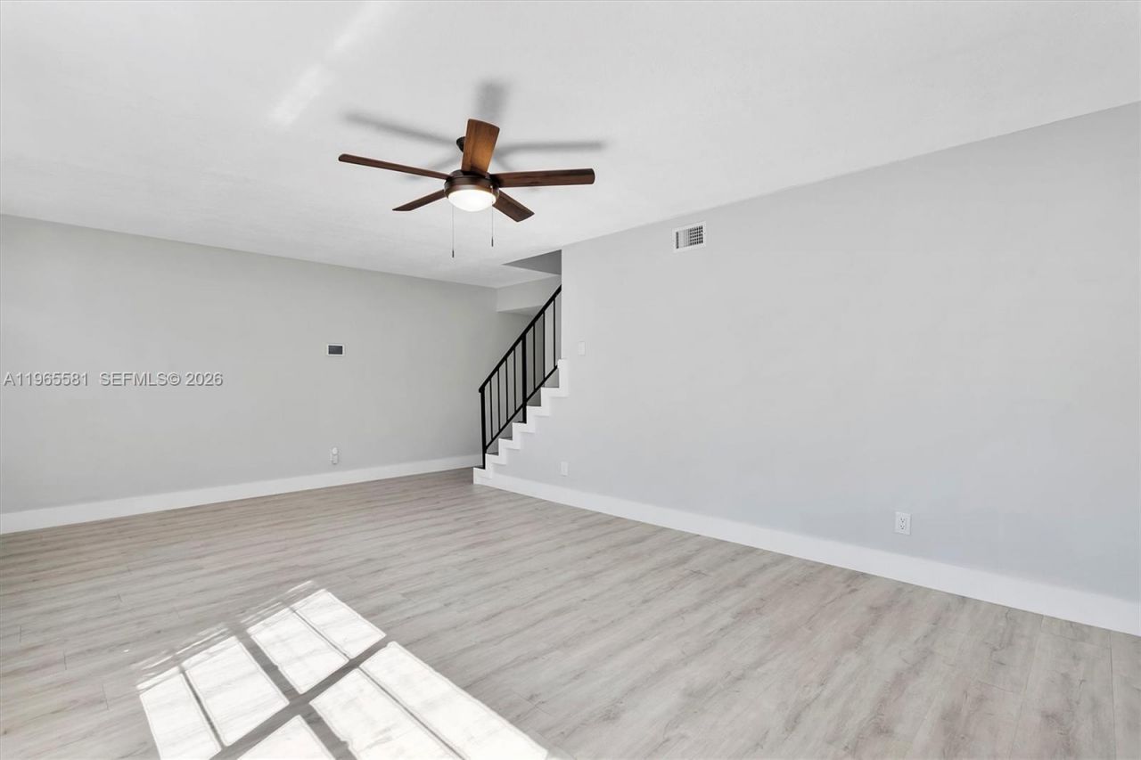 48 Matador Ln, Unit 5-23, Davie, FL 33324 Photo