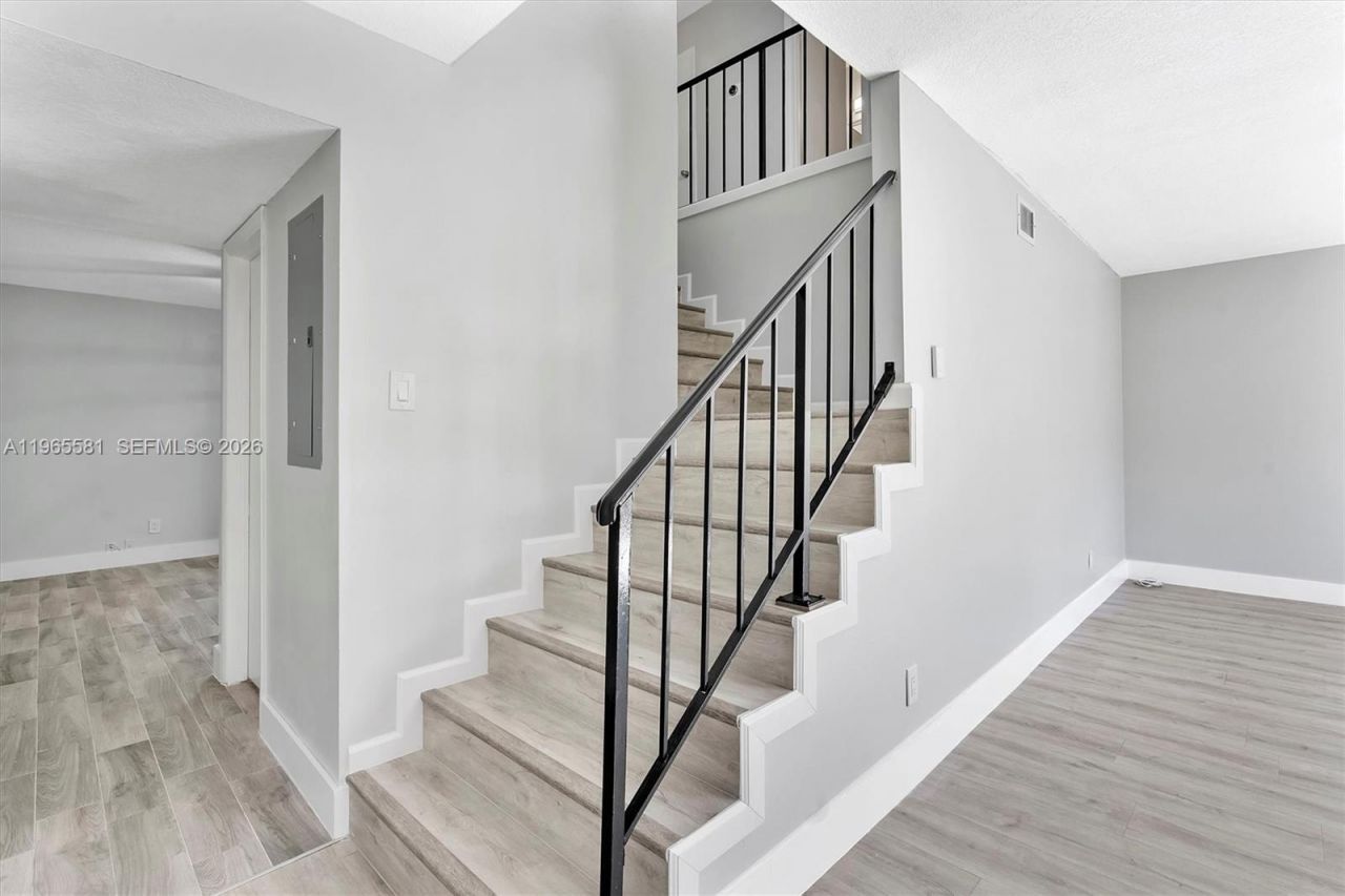 48 Matador Ln, Unit 5-23, Davie, FL 33324 Photo