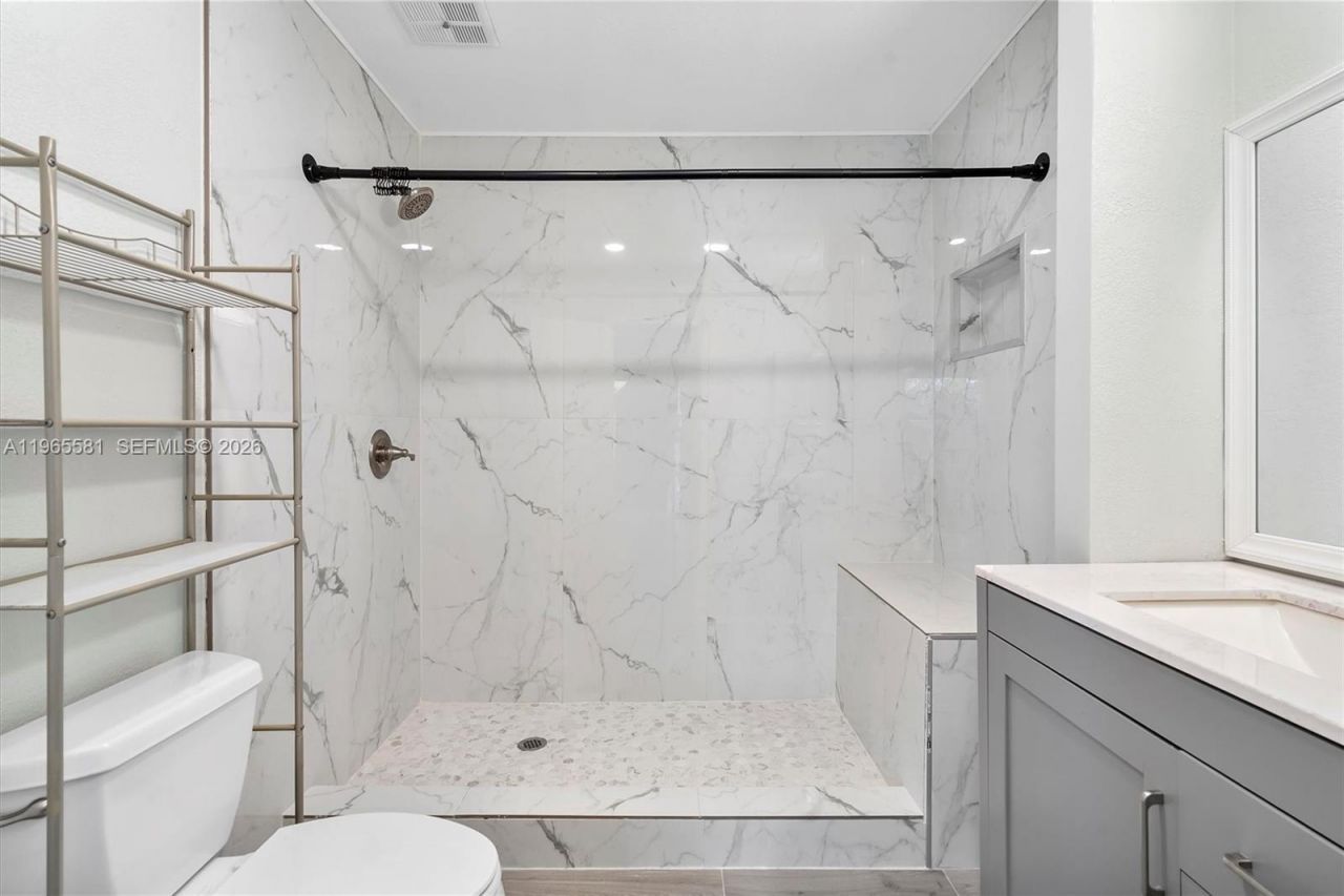 48 Matador Ln, Unit 5-23, Davie, FL 33324 Photo