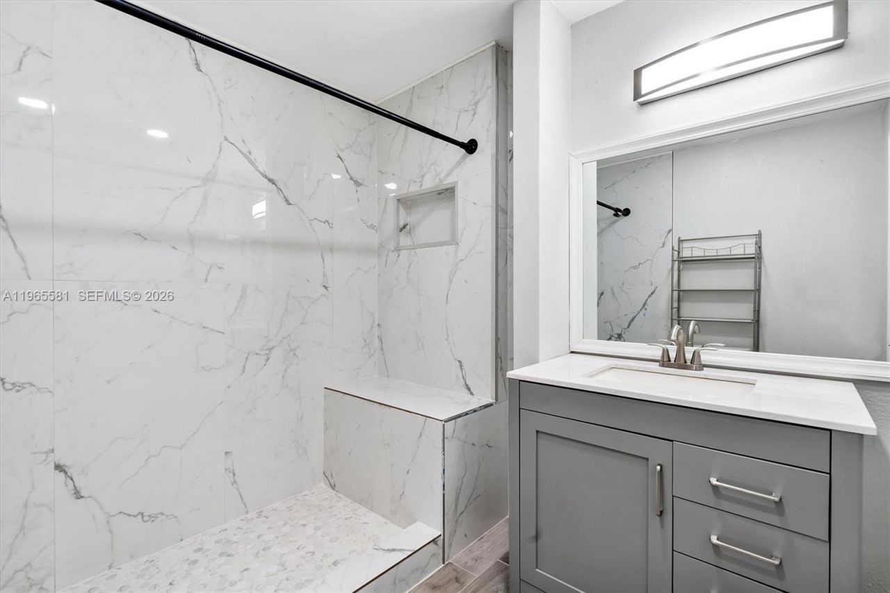 48 Matador Ln, Unit 5-23, Davie, FL 33324 Photo