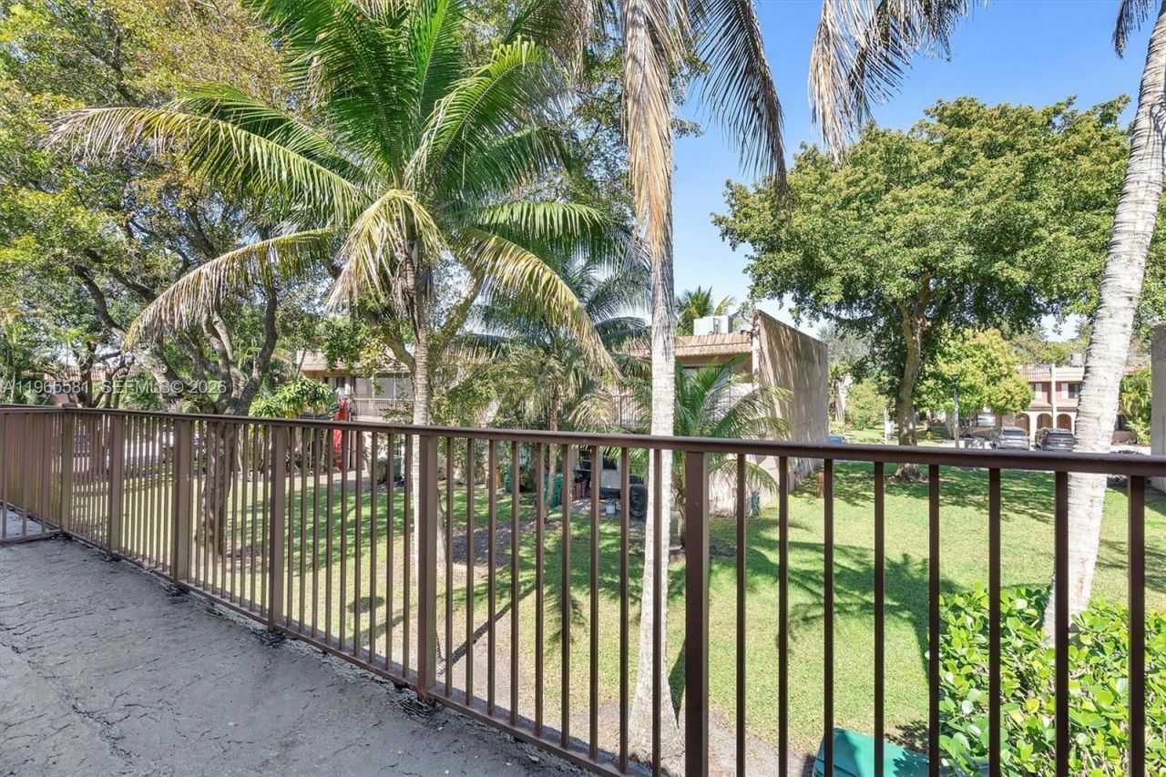 48 Matador Ln, Unit 5-23, Davie, FL 33324 Photo