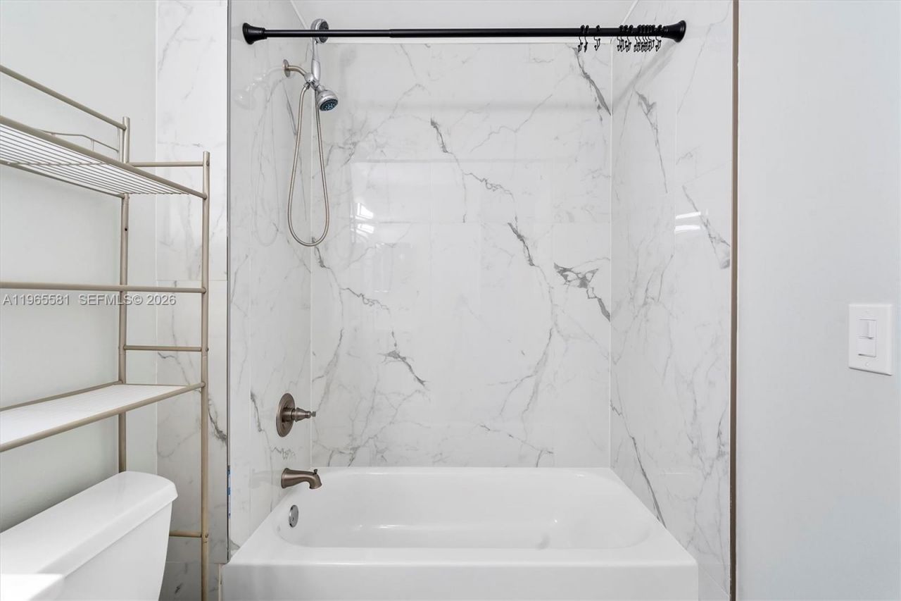 48 Matador Ln, Unit 5-23, Davie, FL 33324 Photo