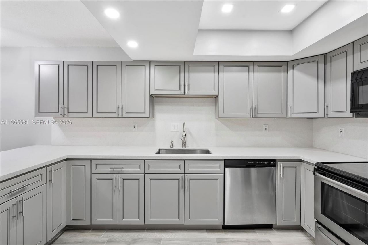 48 Matador Ln, Unit 5-23, Davie, FL 33324 Photo