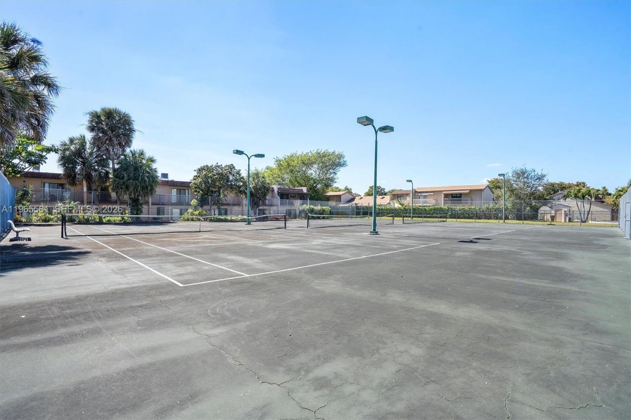 48 Matador Ln, Unit 5-23, Davie, FL 33324 Photo