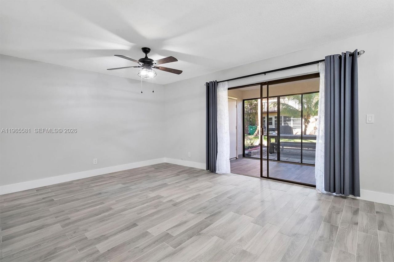 48 Matador Ln, Unit 5-23, Davie, FL 33324 Photo