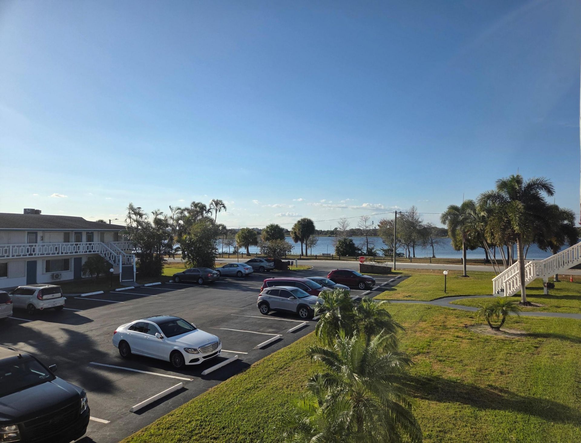 2180 Lake Osborne Drive, Unit 19, Lake Worth Beach, FL 33461 Photo