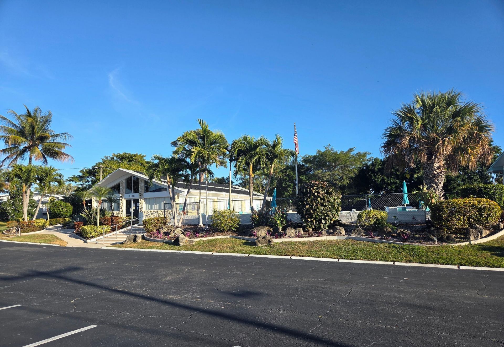 2180 Lake Osborne Drive, Unit 19, Lake Worth Beach, FL 33461 Photo