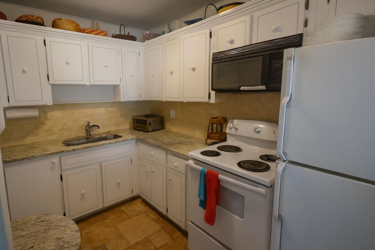 390 Golfview Road, Unit A, North Palm Beach, FL 33408 Photo