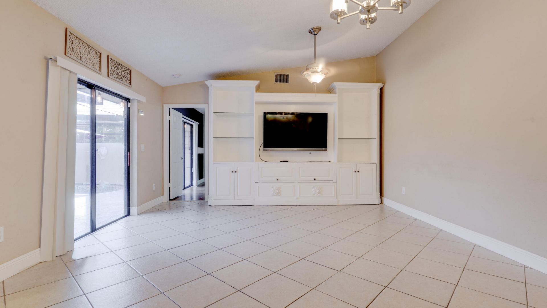 4782 Sunny Palm Circle, Unit D, West Palm Beach, FL 33415 Photo
